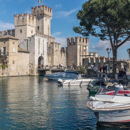 Appartamento Campiello Sirmione Dış mekan fotoğraf