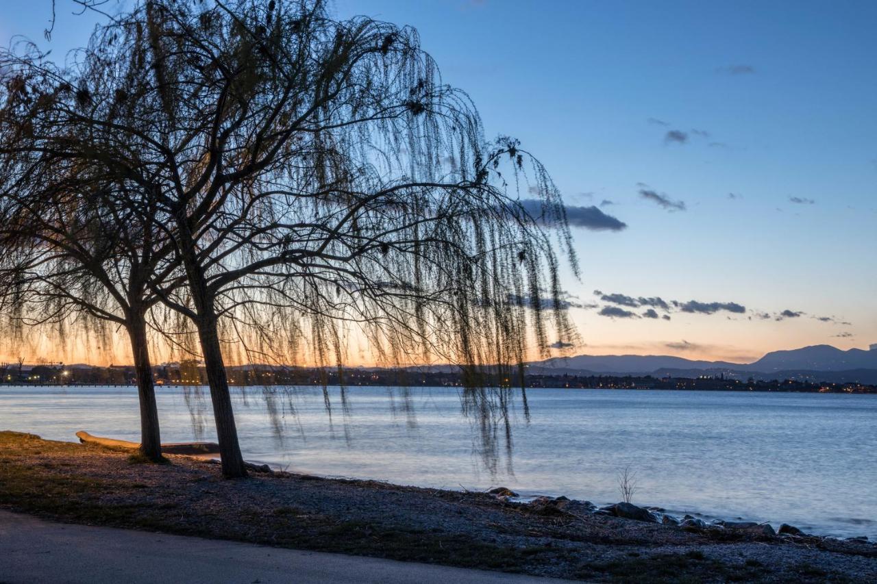 Appartamento Campiello Sirmione Dış mekan fotoğraf