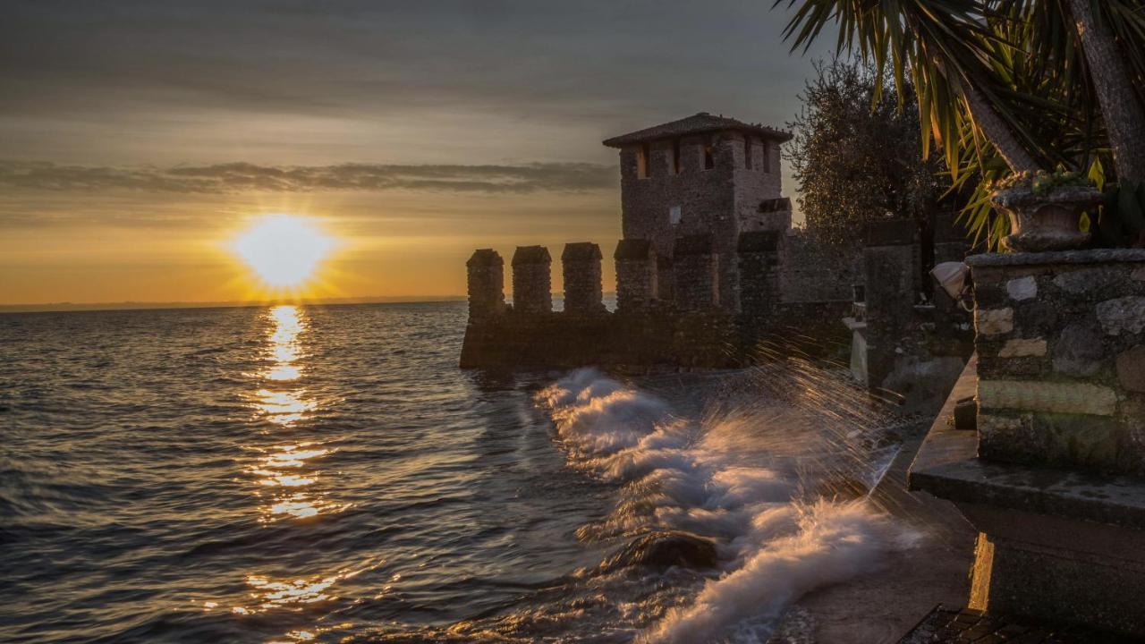 Appartamento Campiello Sirmione Dış mekan fotoğraf